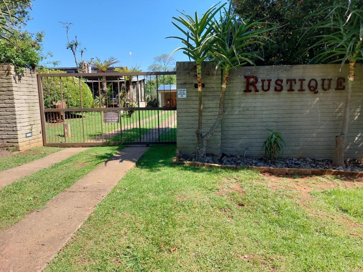 Rustique Hotel Graskop Exterior photo